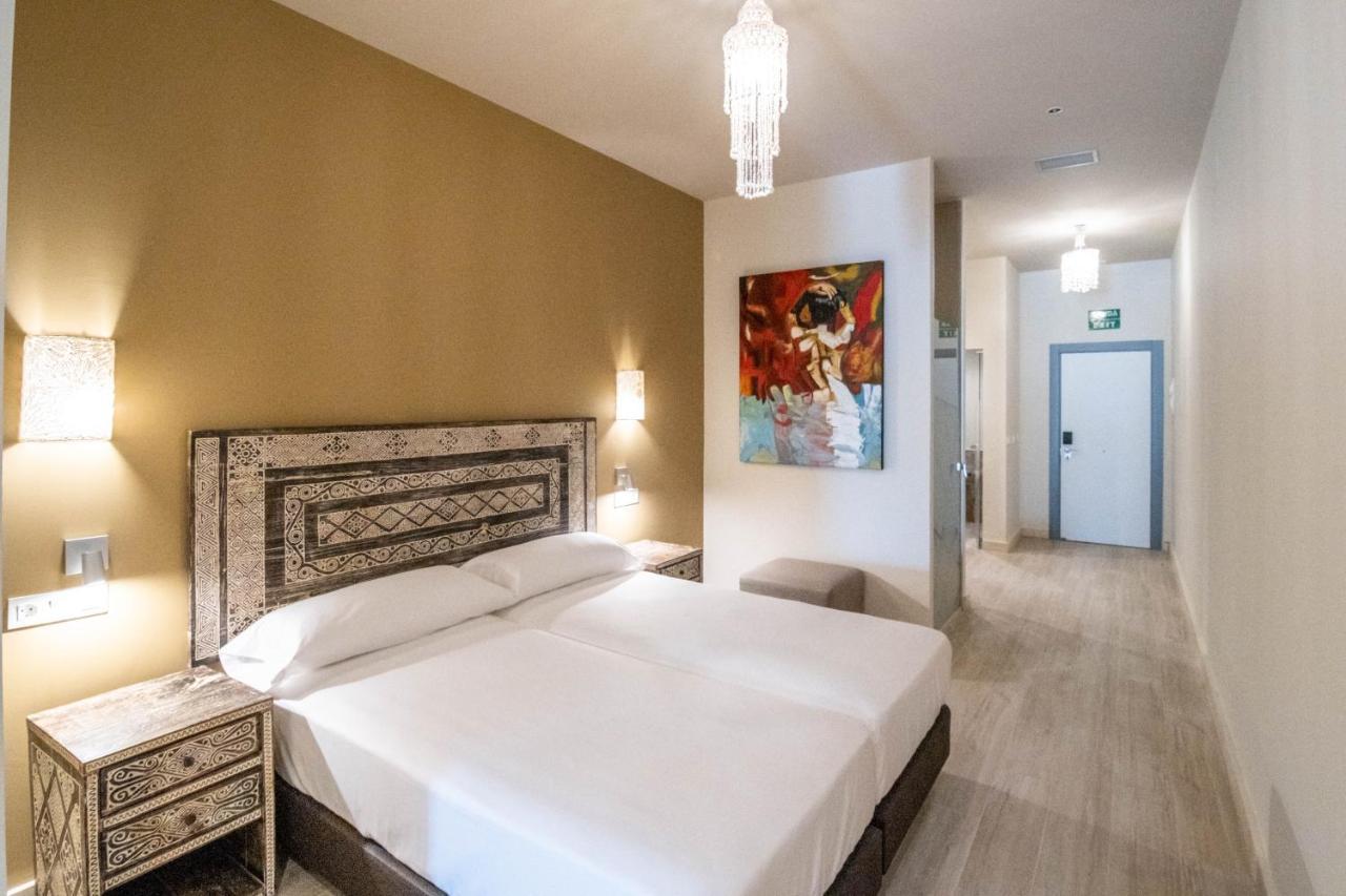 Tarifa Suites By Qhotels Buitenkant foto