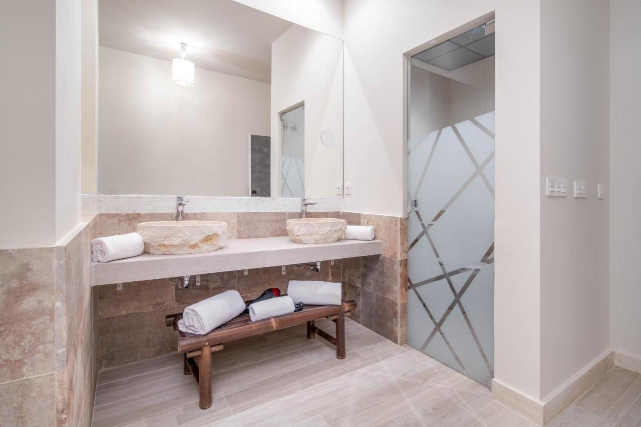 Tarifa Suites By Qhotels Buitenkant foto