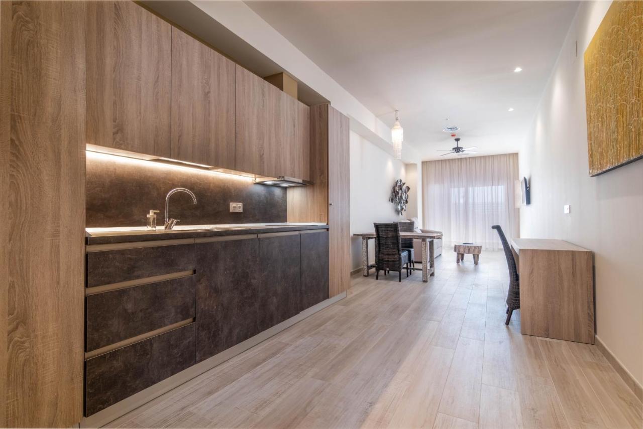 Tarifa Suites By Qhotels Buitenkant foto
