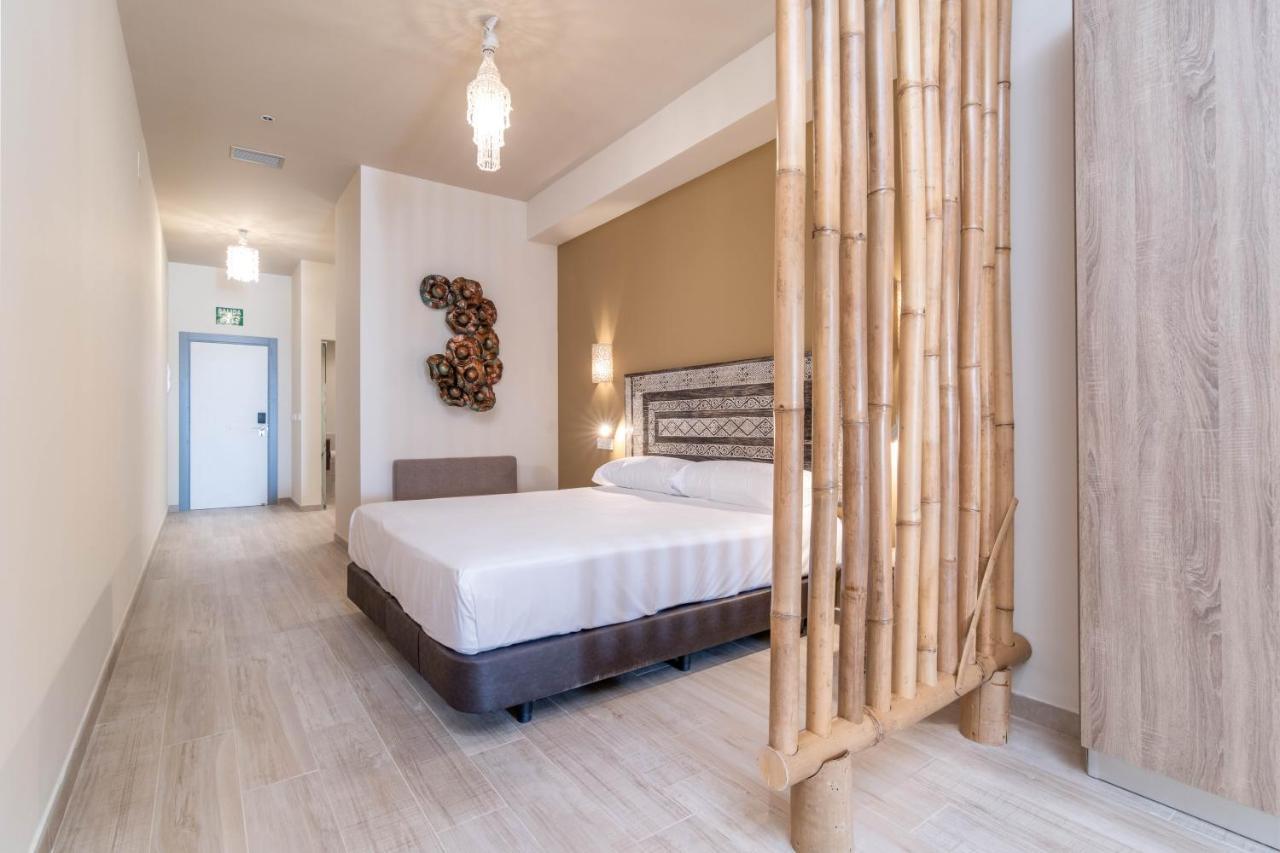 Tarifa Suites By Qhotels Buitenkant foto